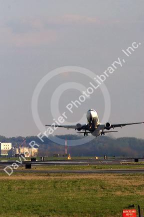 Boeing 737 airliner at take off from Washington Reagan airport.