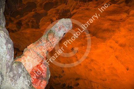 Rock formation in the Hang Sung Sot caves in Ha Long Bay, Vietnam.