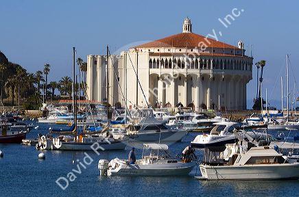 The Catalina Casino and Avalon harbor on Catalina Island, California, USA.