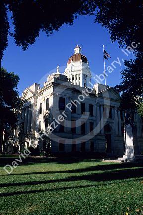 Courthouse with dome in Seward, Nebraska.