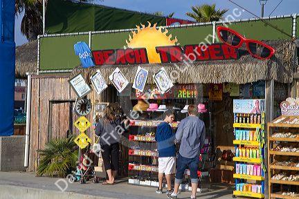 Oceanfront business at Mission Beach, San Diego, California, USA.