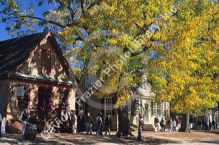 Street scene in the residential area of historic Colonial Williamsburg, Virginia.