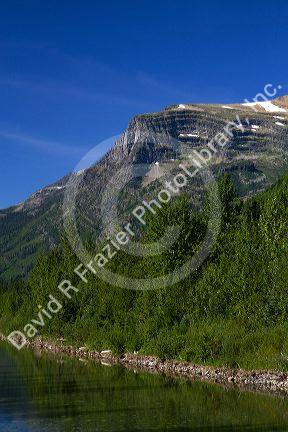 Scenic view along the Going-to-the-Sun Road in Glacier National Park, Montana, USA.