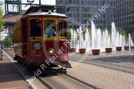 Street car and fountains in Memphis, Tennessee.