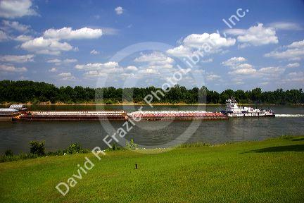 A tugboat and river barge on the Tennessee River at Shiloh, Tennessee.