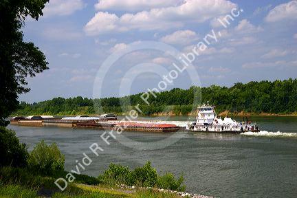 A tugboat and river barge on the Tennessee River at Shiloh, Tennessee.