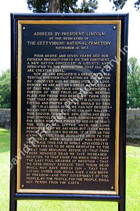 A sign quoting the address by President Lincoln at the dedication of The Gettysburg National Cemetery at the Shiloh National Park battlefield, Tennessee.
