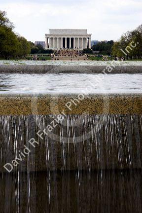 The Lincolin Memorial in Washington, D.C. with cascading water at the World War II monument.