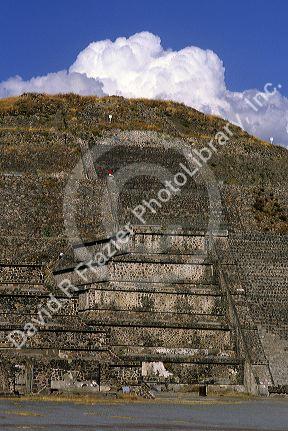 Pyramid of the sun at Teotihuacan, Mexico.
