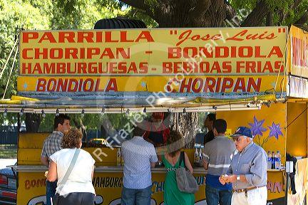 Food vendor along the Rio de la Plata in Buenos Aires, Argentina.