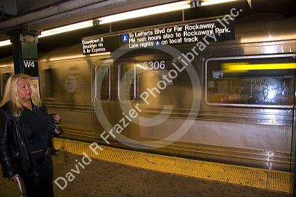 Subway platform in lower Manhattan, New York City, New York, USA.