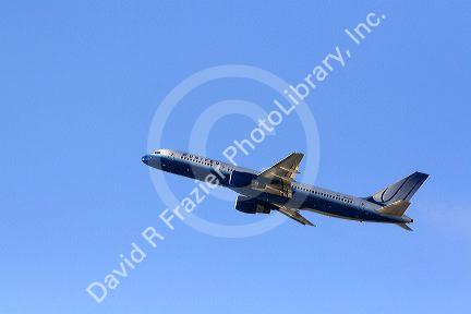 United Airlines Boeing 757 taking off from LAX, Los Angeles, California, USA.