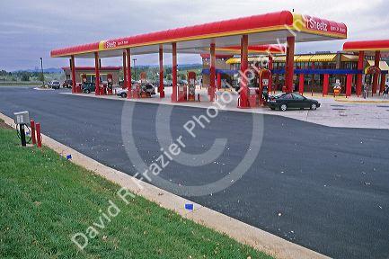 A gas station and convenience storein Virginia.