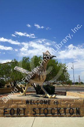 Paisano Pete roadrunner statue welcomes visitors to Fort Stockton, Texas, USA.