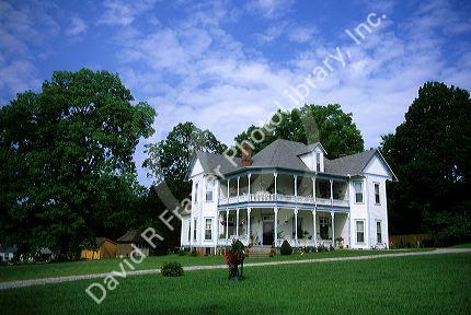 A victorian house in Winchester, Tennessee. Circa 1900.