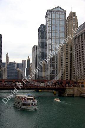 Tour boat on the Chicago River in Chicago, Illinois.